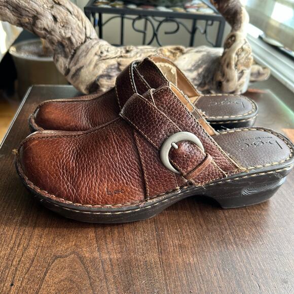 BOC Born Concept Women Brown Leather Slip On Mule Clog Shoe Size 10 - Picture 4 of 8